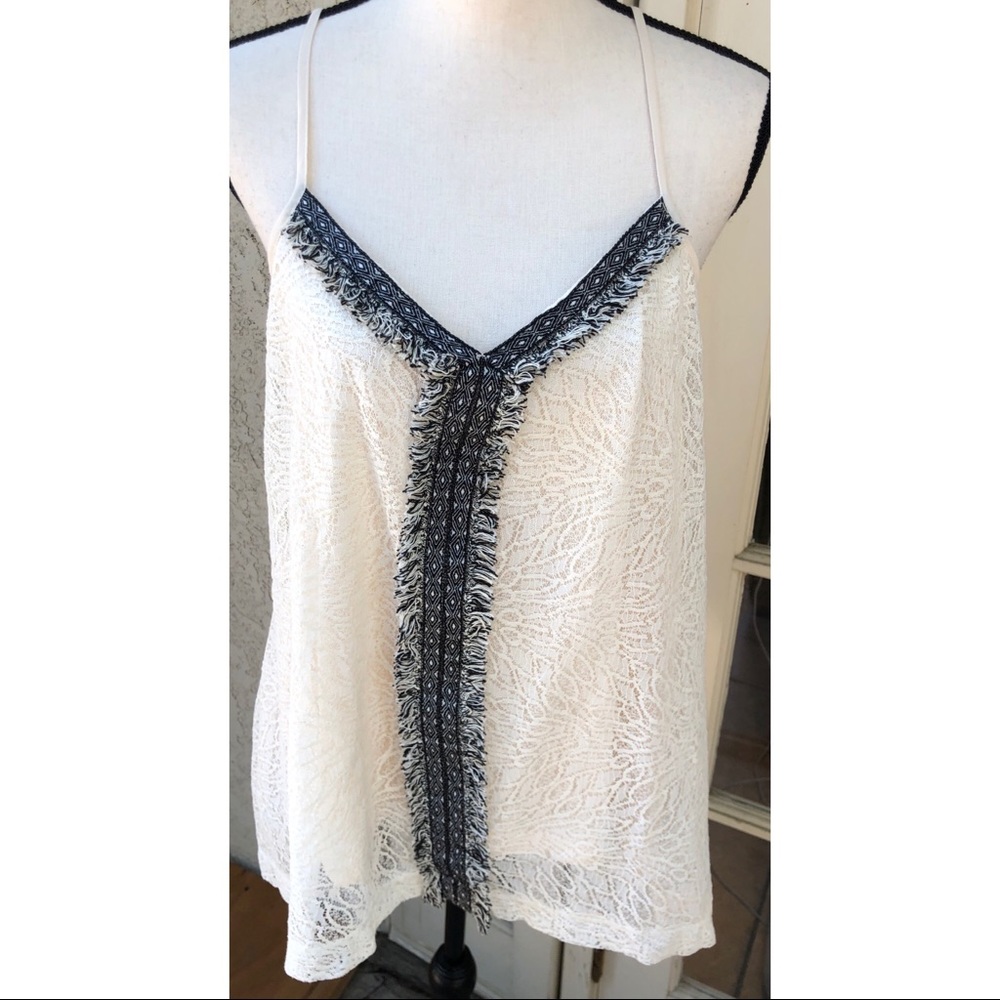 Akemi + Kin Tank Size Medium